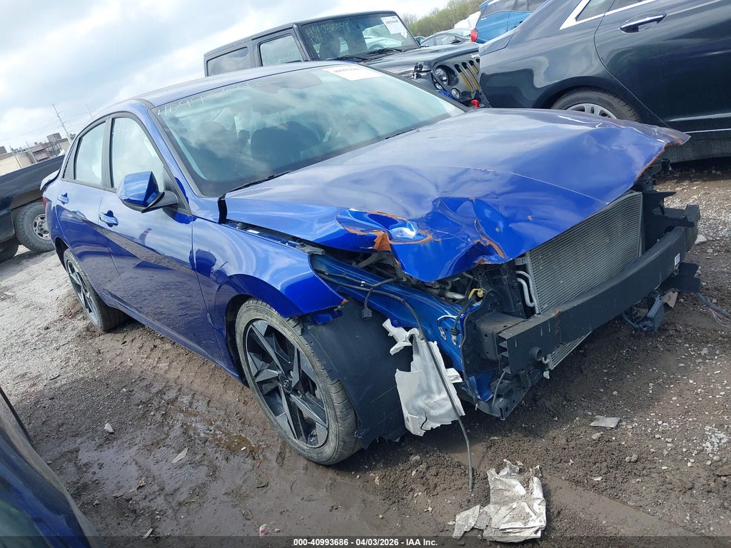 Hyundai ELANTRA 2023