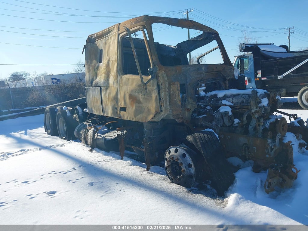 2010 VOLVO VN