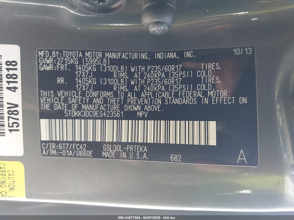 2014 Toyota Sienna LE V6 8 Passenger photo 9