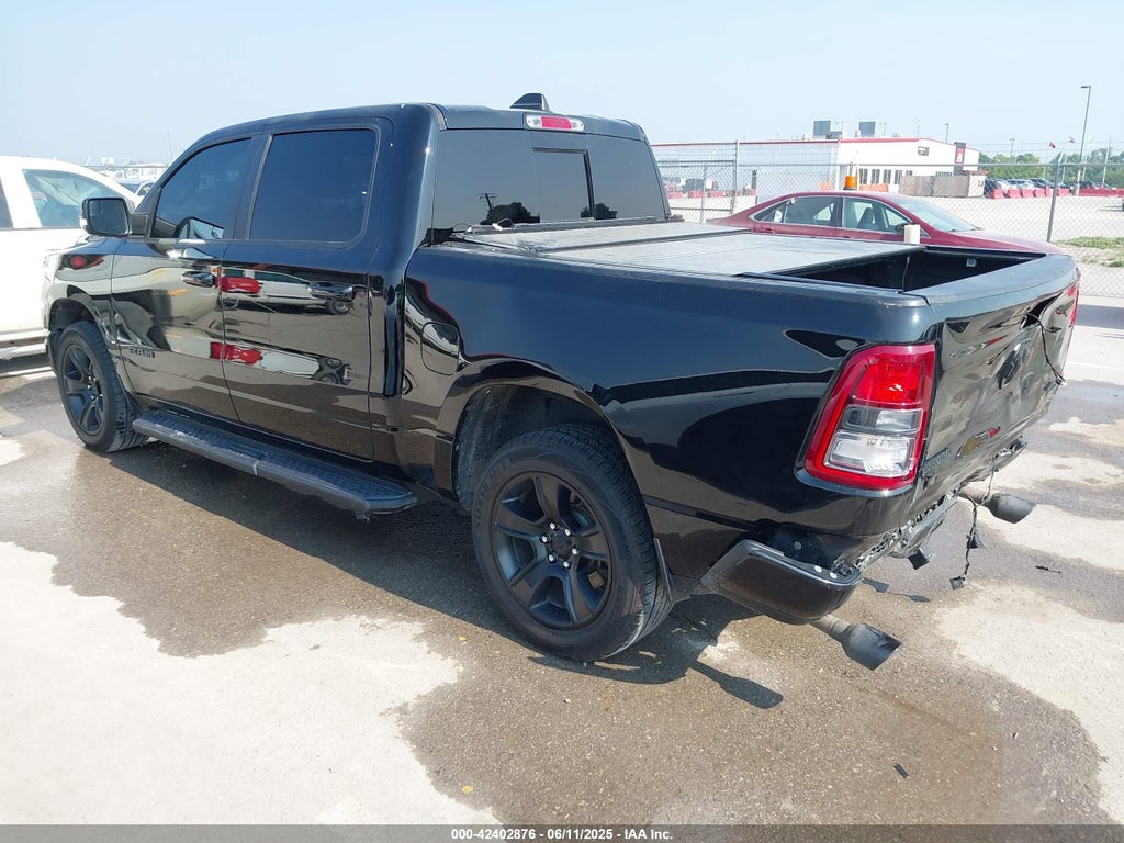2022 Ram 1500 BIG Horn photo 3