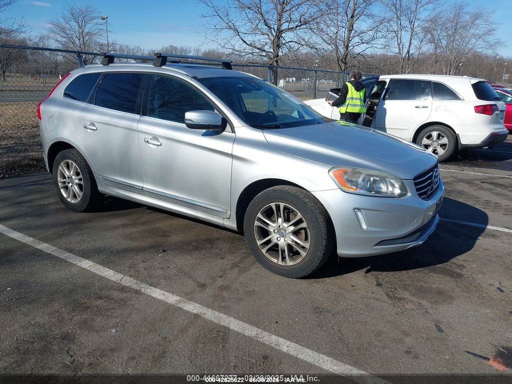2016 VOLVO XC60