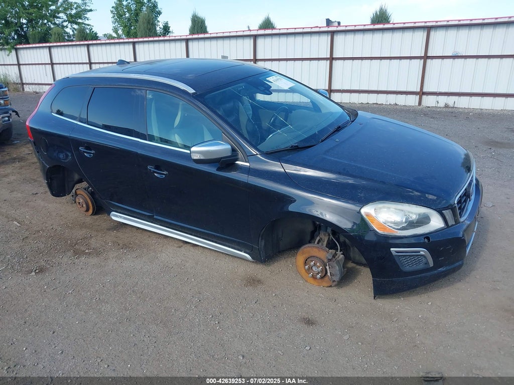 2011 VOLVO XC60