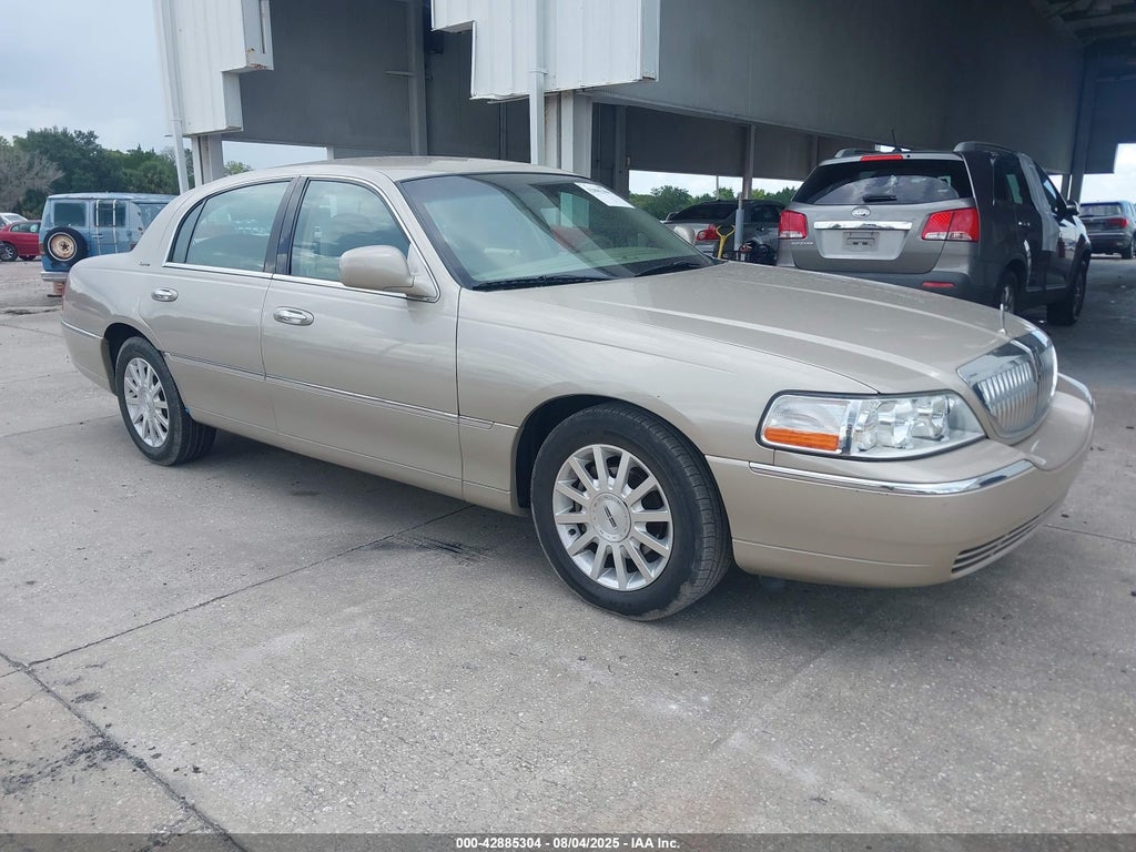 2006 LINCOLN TOWN CAR