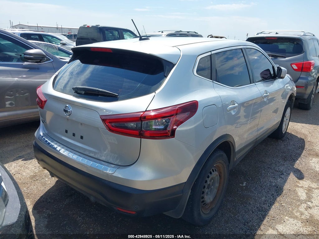 2020 Nissan Rogue Sport S FWD Xtronic CVT photo 4