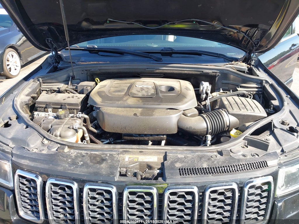 2018 Jeep Grand Cherokee Laredo E 4X4 photo 10