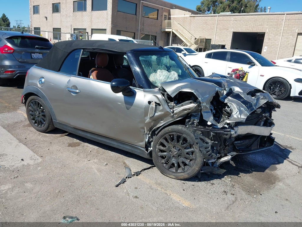 2016 MINI CONVERTIBLE