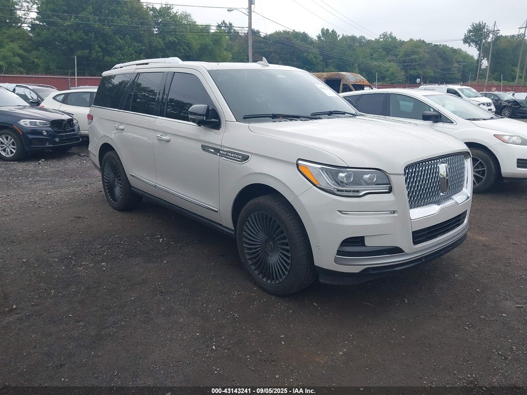 2022 LINCOLN NAVIGATOR