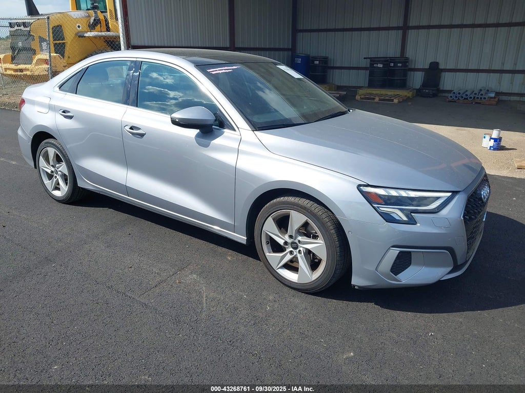 AUDI A3 2024