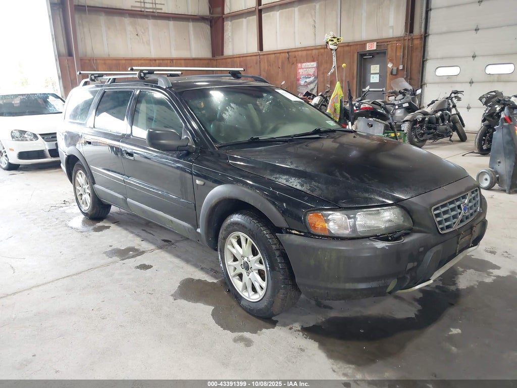 2004 VOLVO XC70