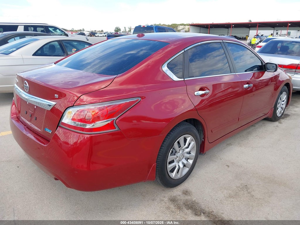 2014 Nissan Altima 2.5 S photo 4