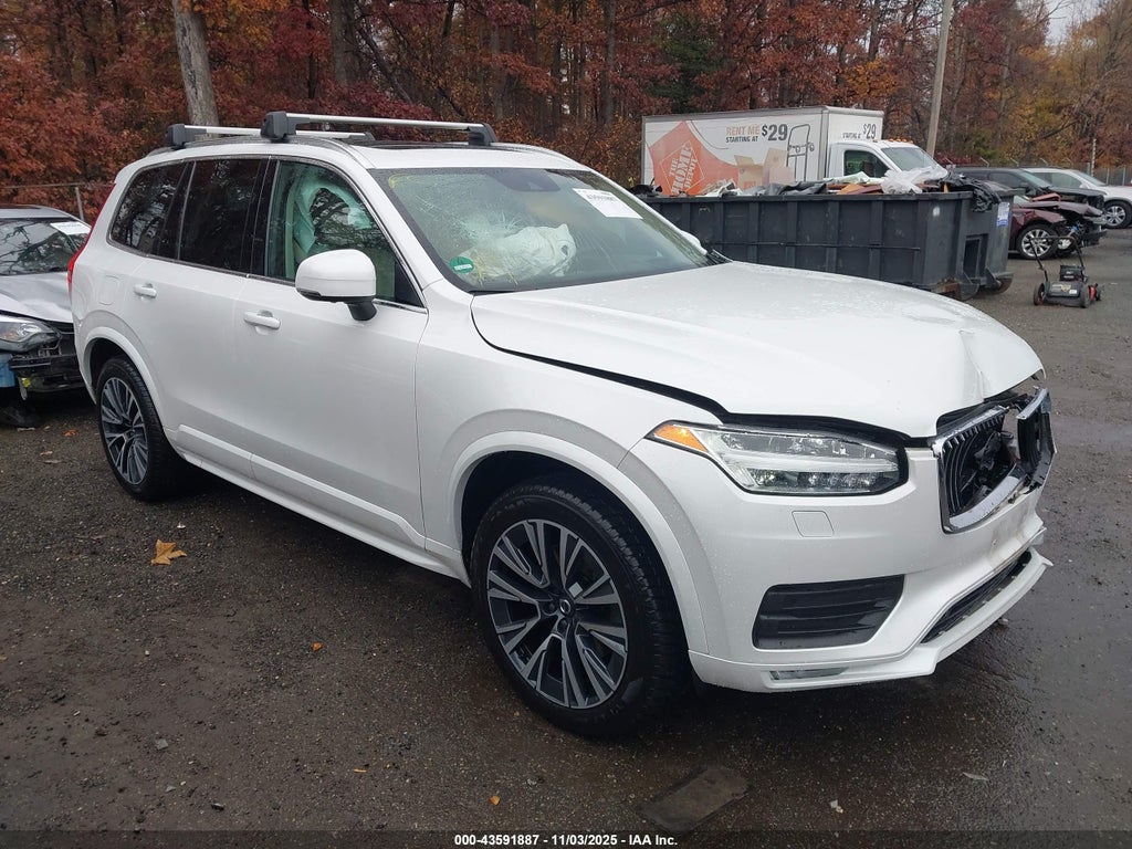 2022 VOLVO XC90