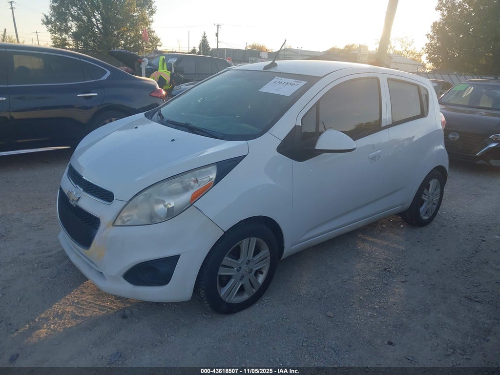 2014 Chevrolet Spark 1LT Auto photo 2