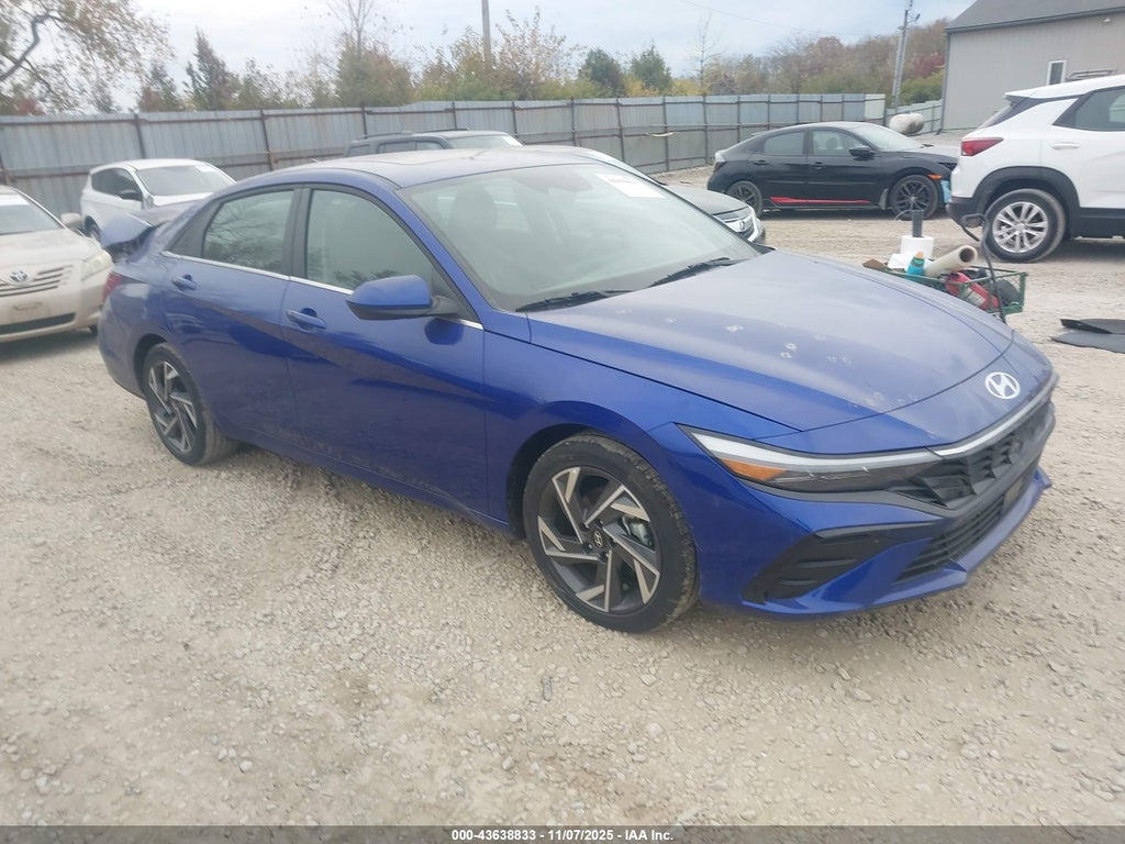 Hyundai ELANTRA 2025