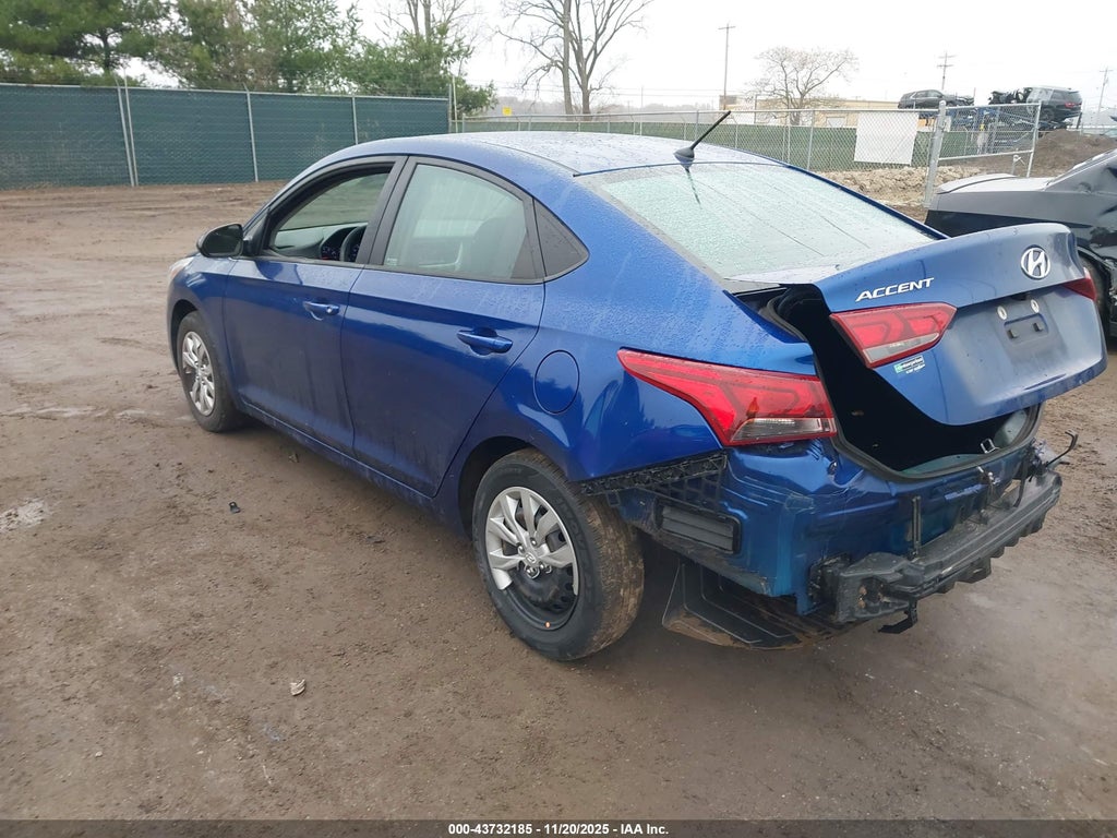 2021 Hyundai Accent SE photo 3