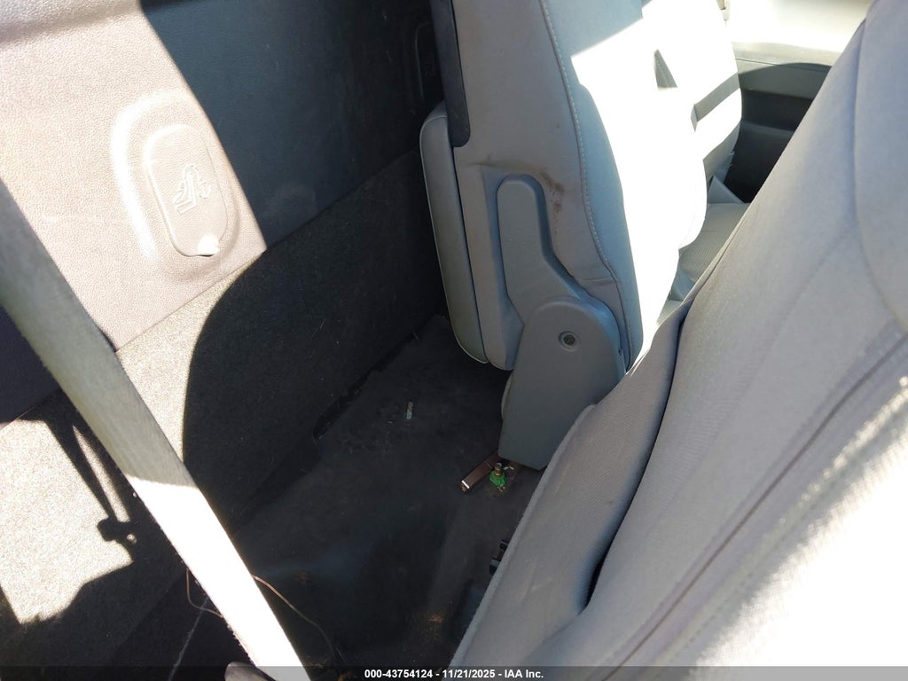 2016 Chevrolet Silverado 1500 LS photo 8