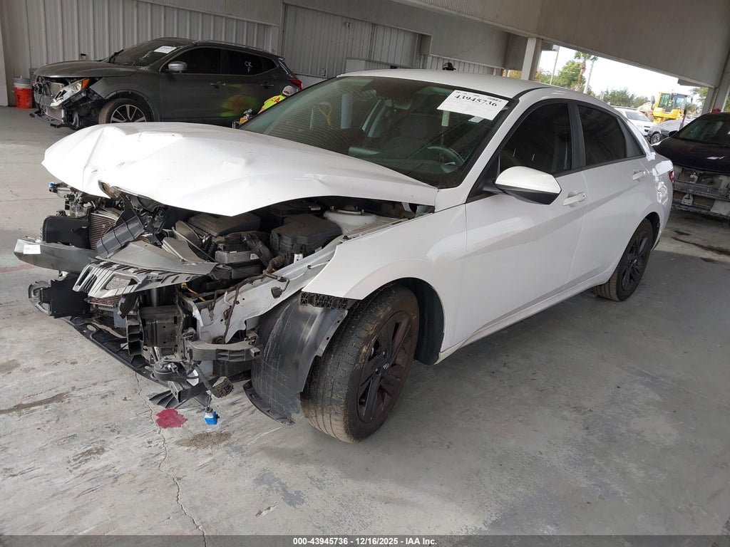 Hyundai ELANTRA 2021