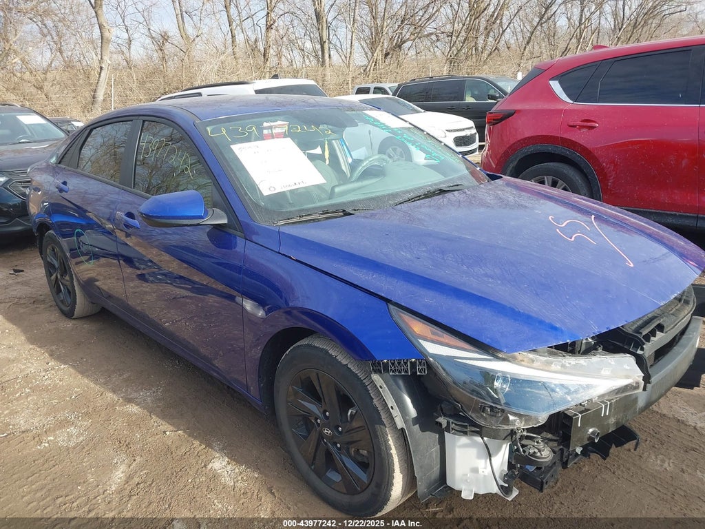 Hyundai ELANTRA 2023