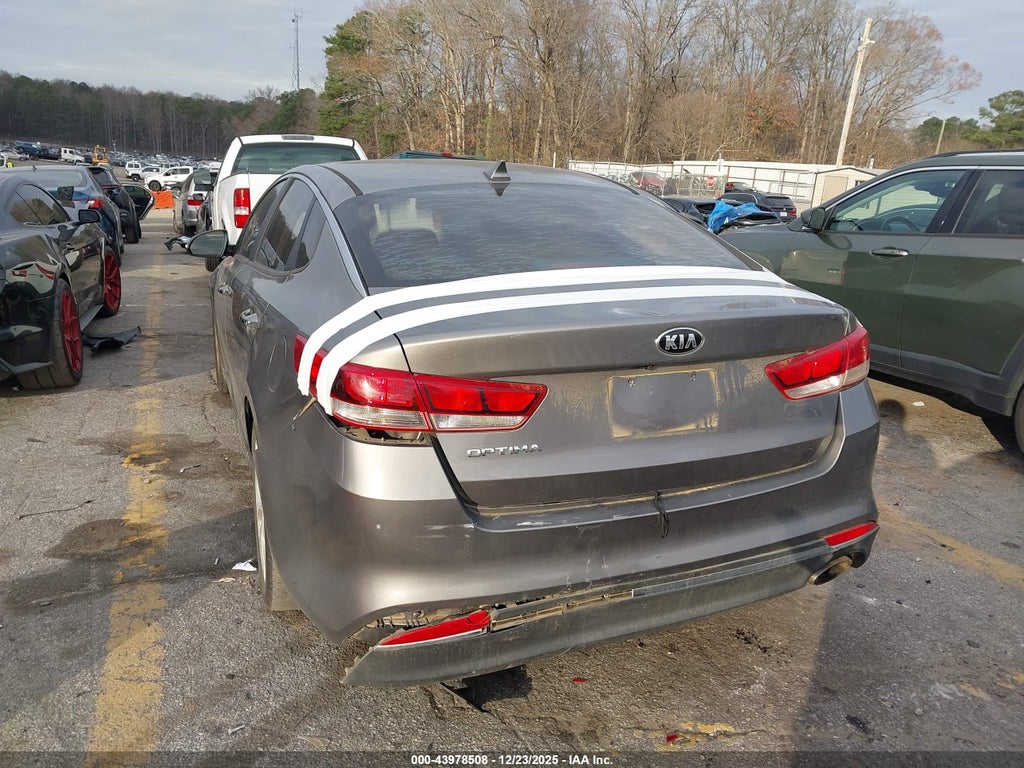 2017 Kia Optima LX photo 3