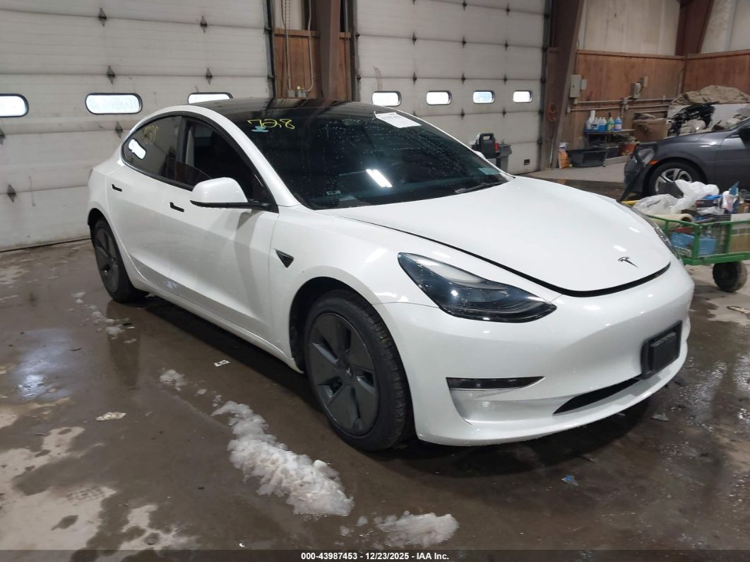 TESLA MODEL 3 2023