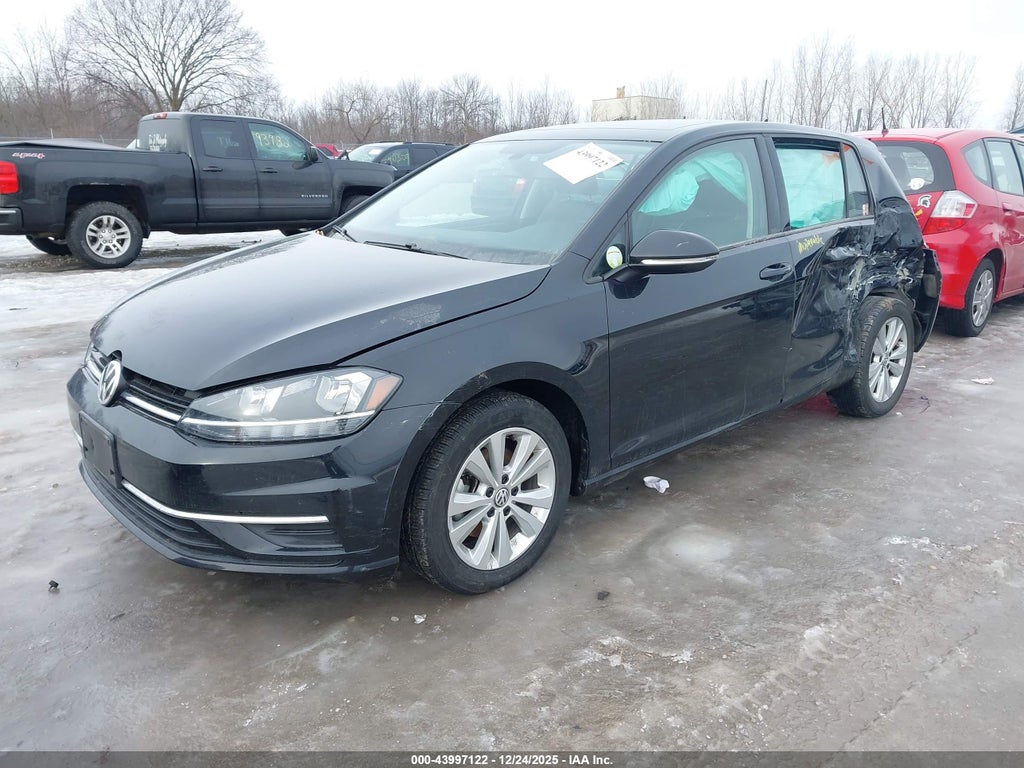 Volkswagen GOLF 2021