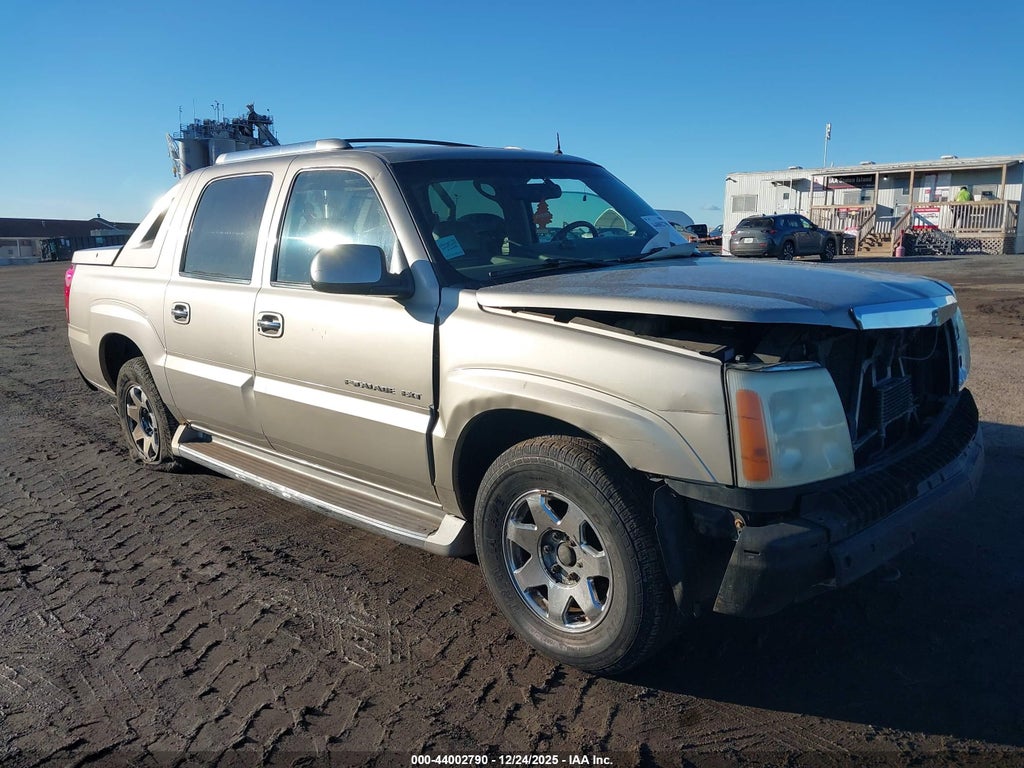 2002 CADILLAC ESCALADE EXT