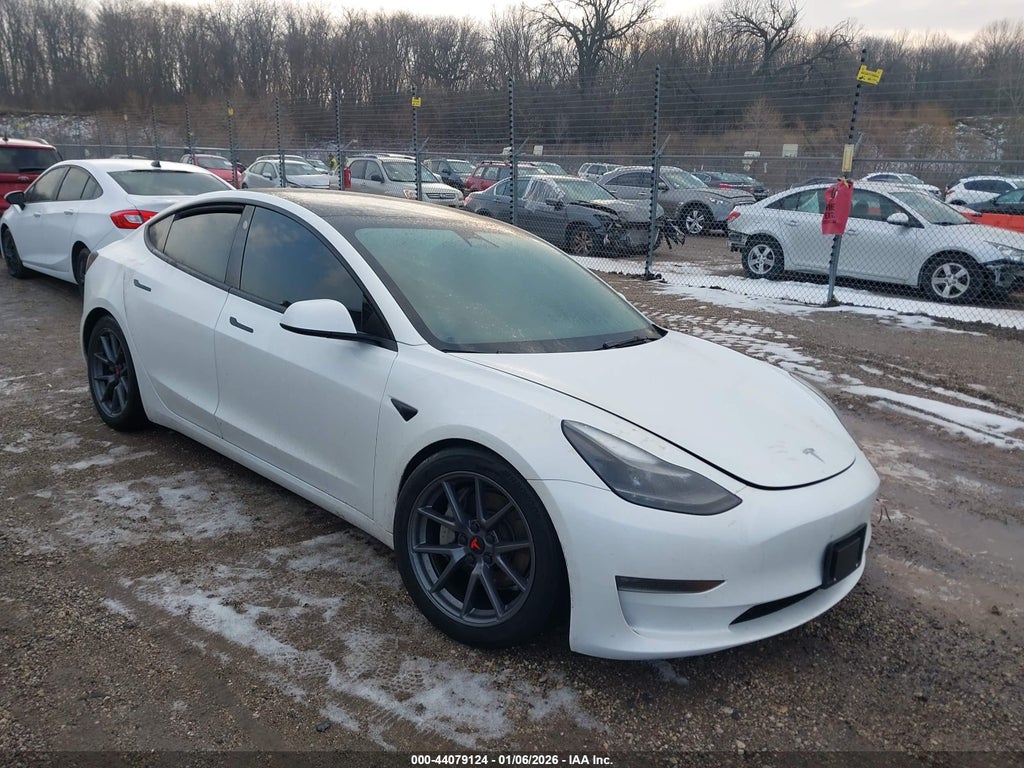 Tesla MODEL 3 2023