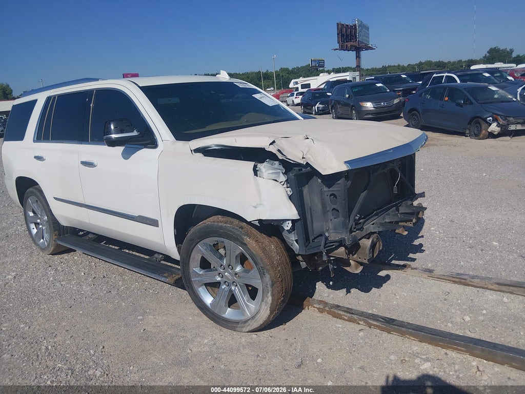 2017 CADILLAC ESCALADE