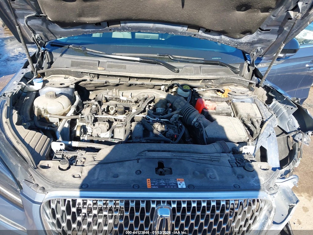 2022 Lincoln Corsair Standard photo 10