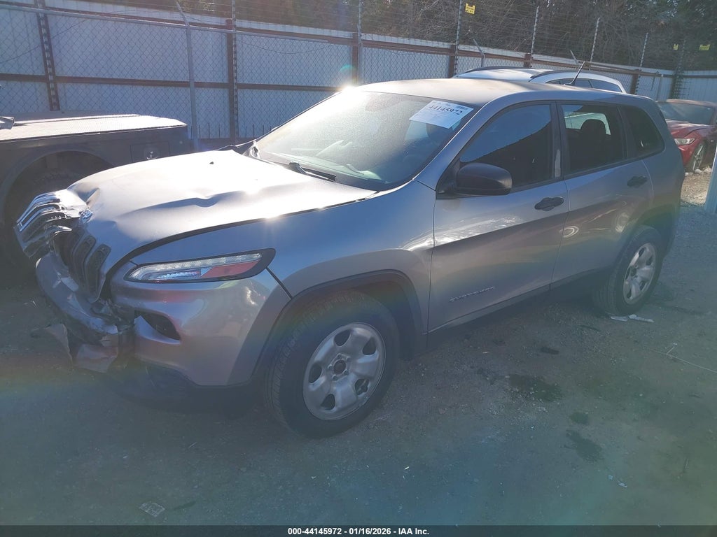 2015 Jeep Cherokee Sport photo 2
