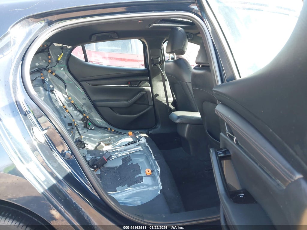 2019 Mazda 3 Preferred photo 8