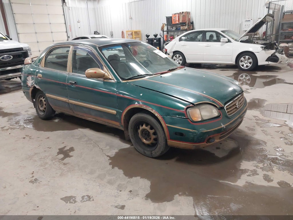 2001 SUZUKI ESTEEM