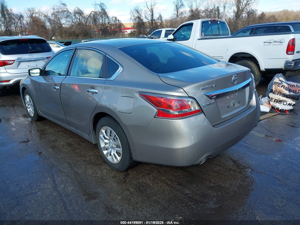 2014 Nissan Altima 2.5 S photo 3