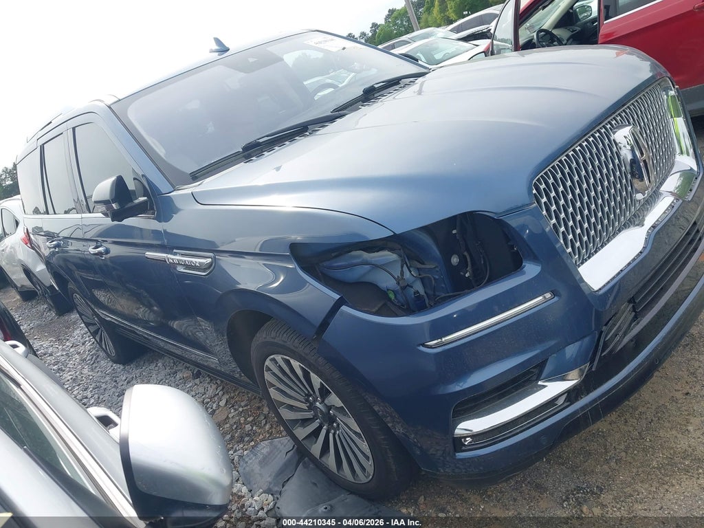 2019 LINCOLN NAVIGATOR