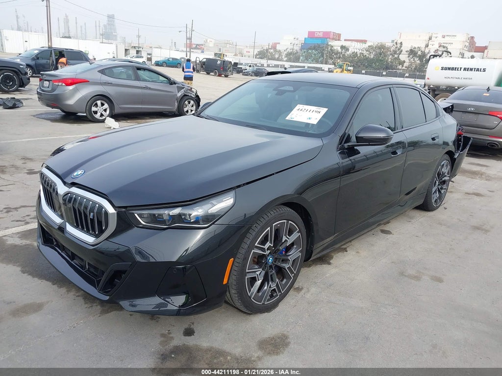 BMW I5 2025