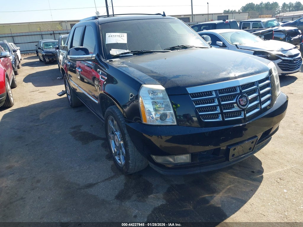 2011 CADILLAC ESCALADE EXT