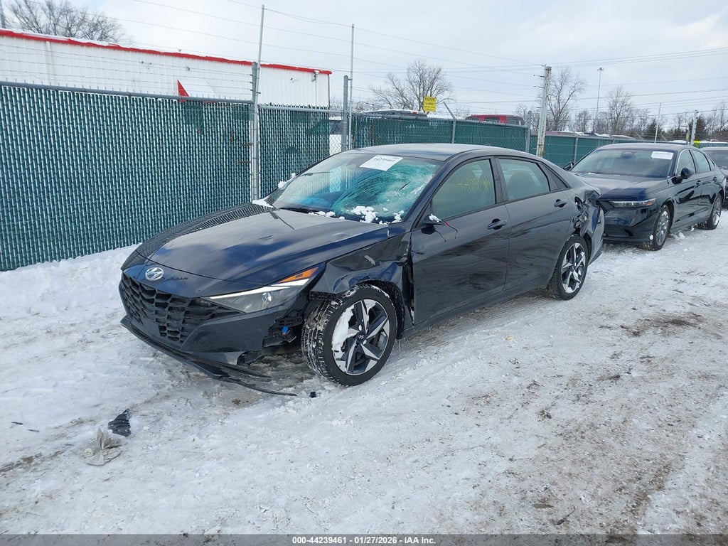 Hyundai ELANTRA 2023