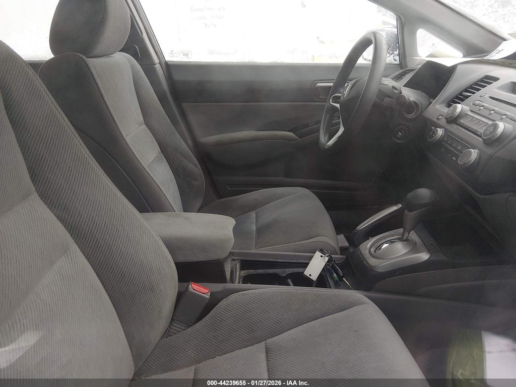 2010 Honda Civic LX photo 5