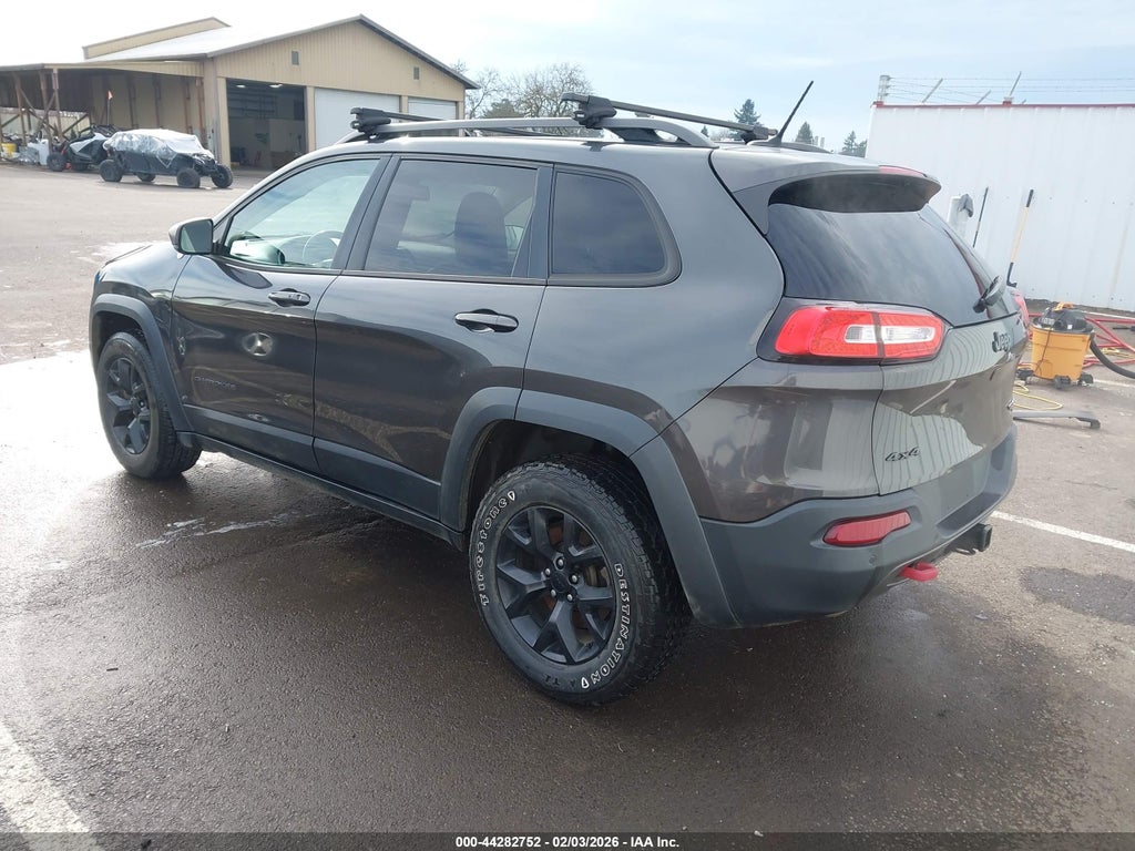 2015 Jeep Cherokee Trailhawk photo 3