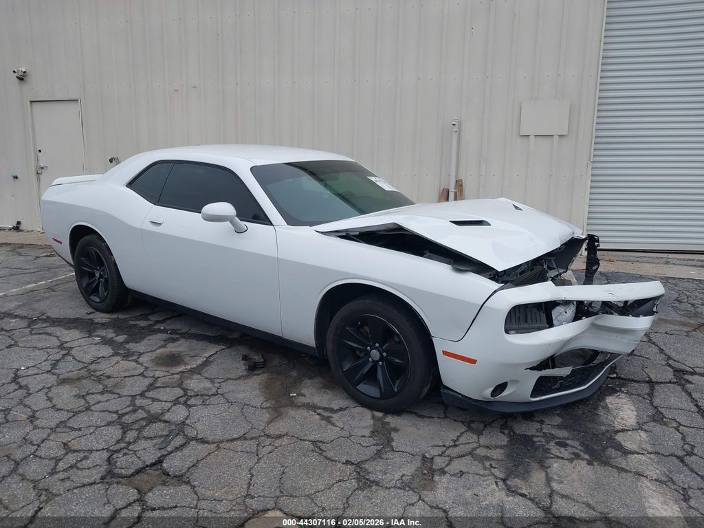 Dodge CHALLENGER 2021