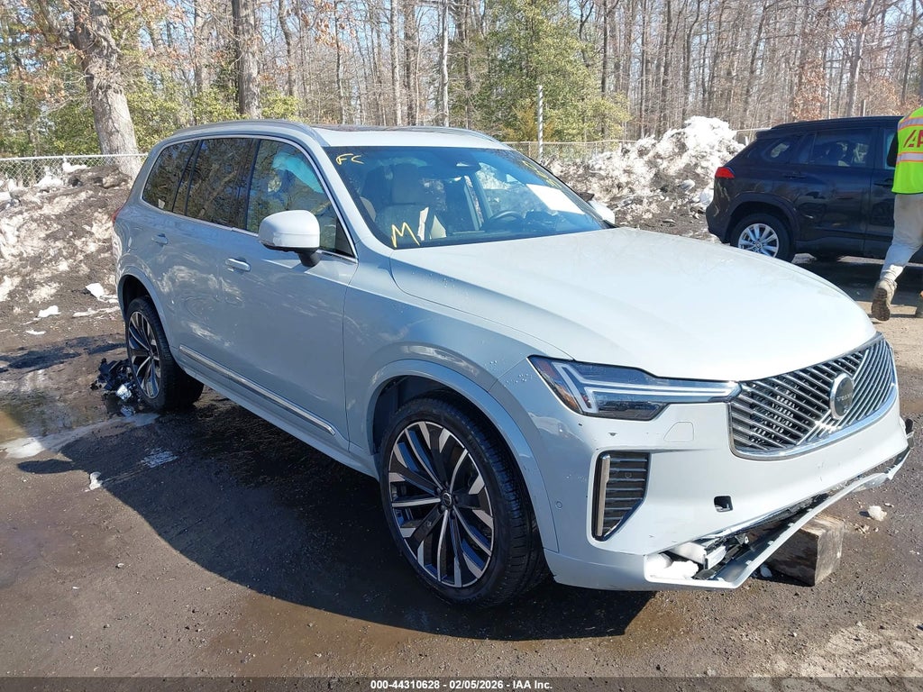2026 VOLVO XC90