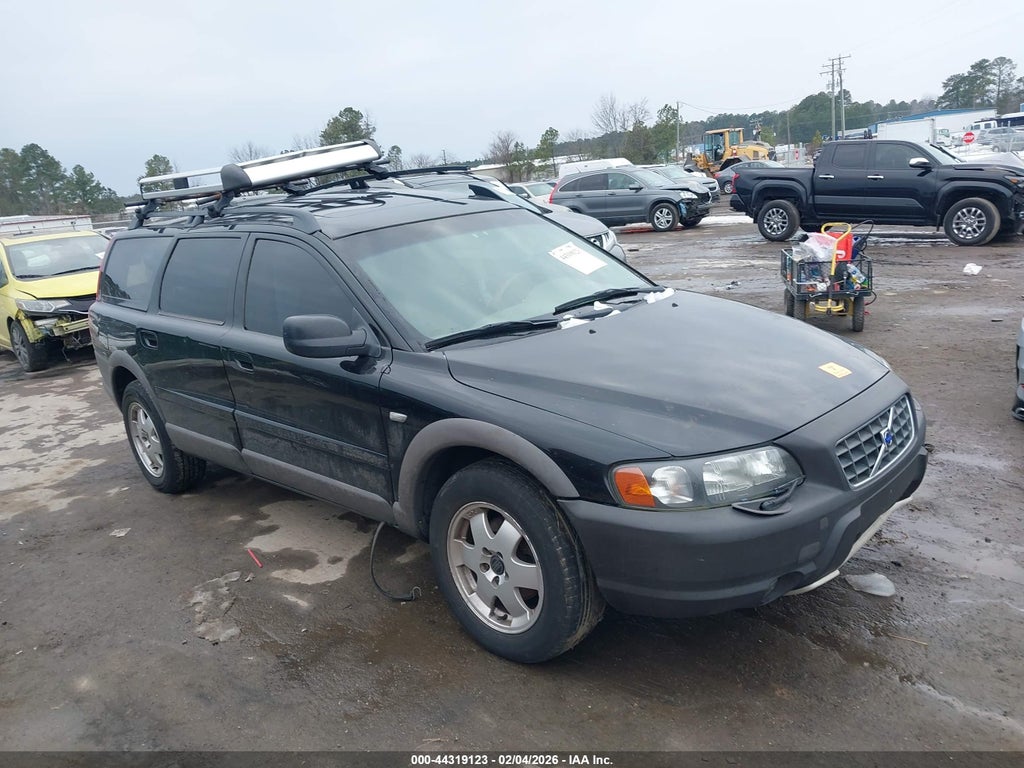 2002 VOLVO V70