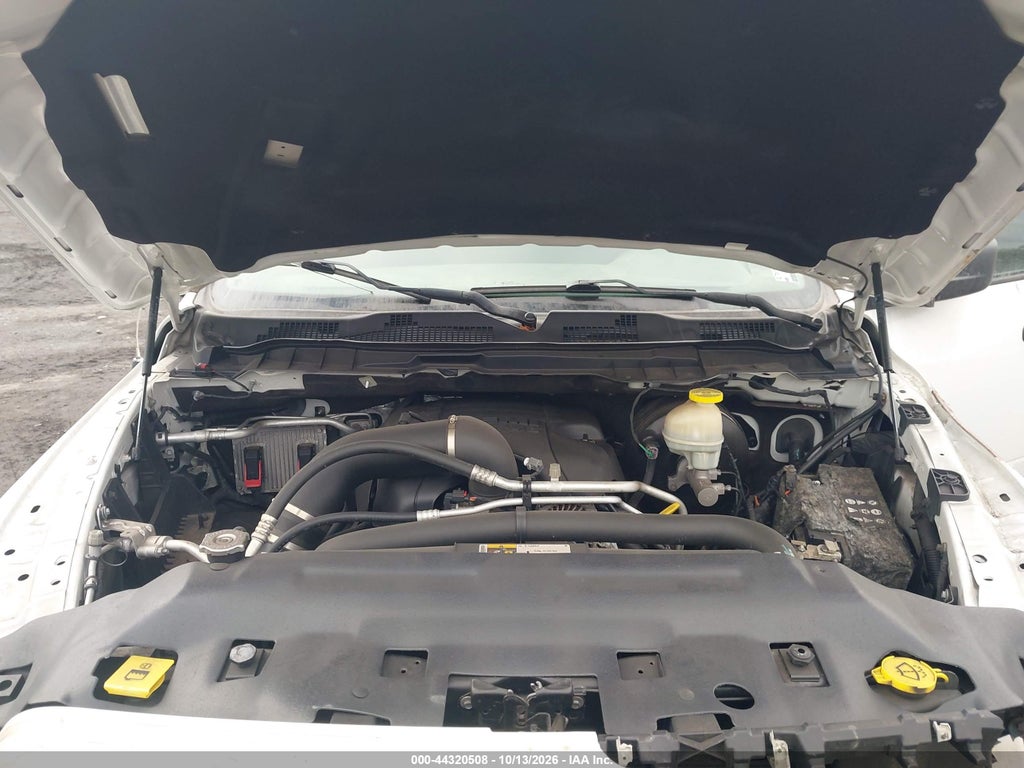 2018 Ram 1500 Express 4X4 6'4 Box photo 10
