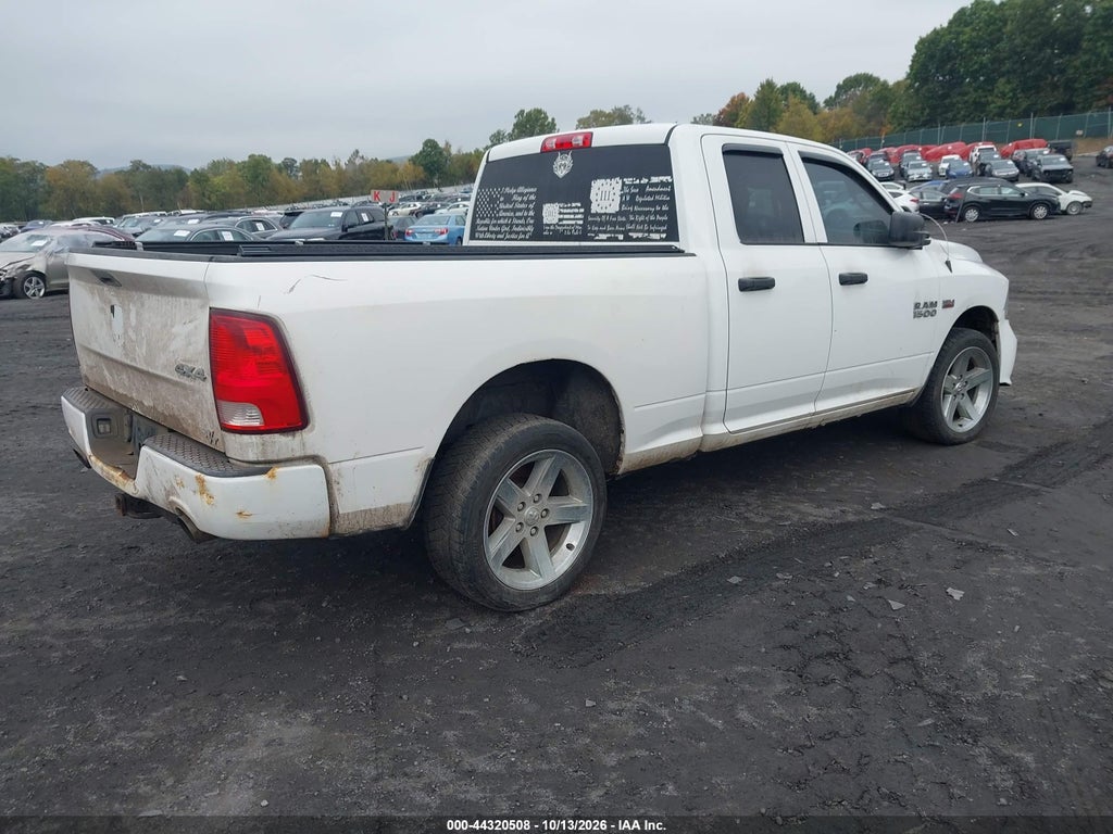2018 Ram 1500 Express 4X4 6'4 Box photo 4