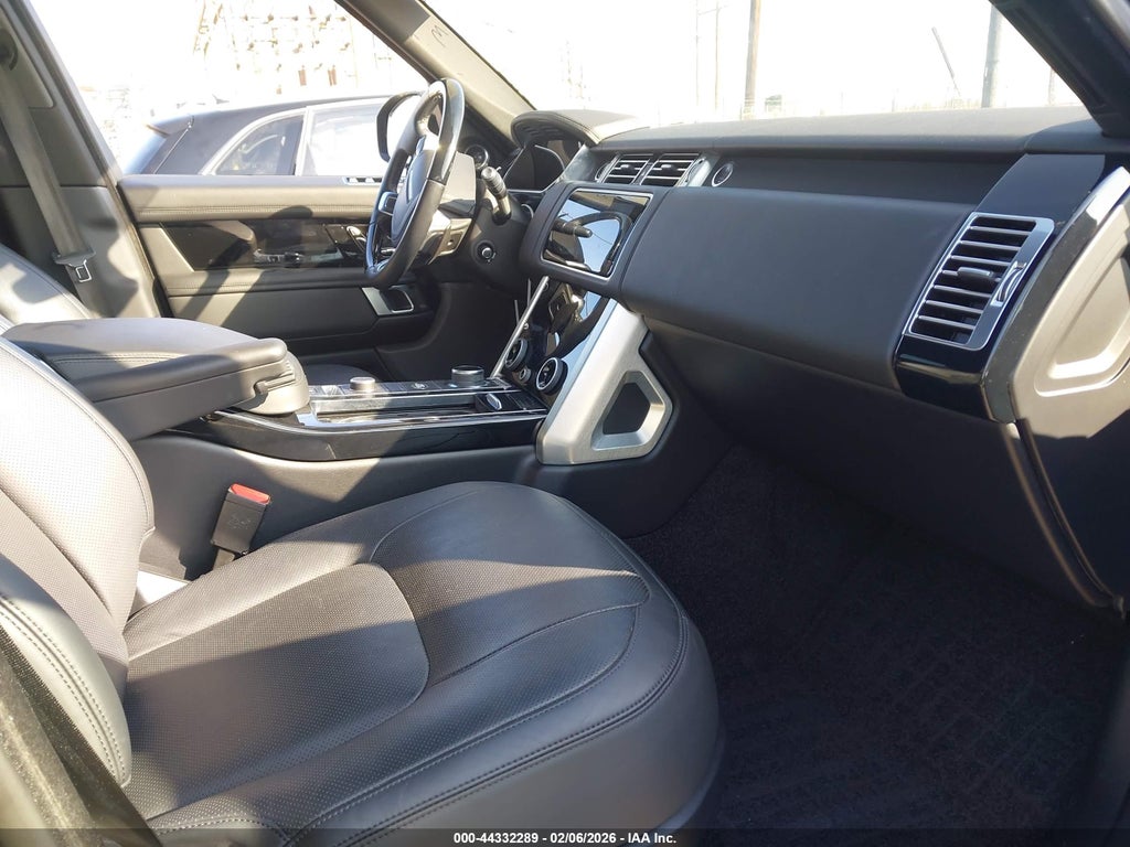 2022 Land Rover Range Rover HSE Westminster Edition photo 5