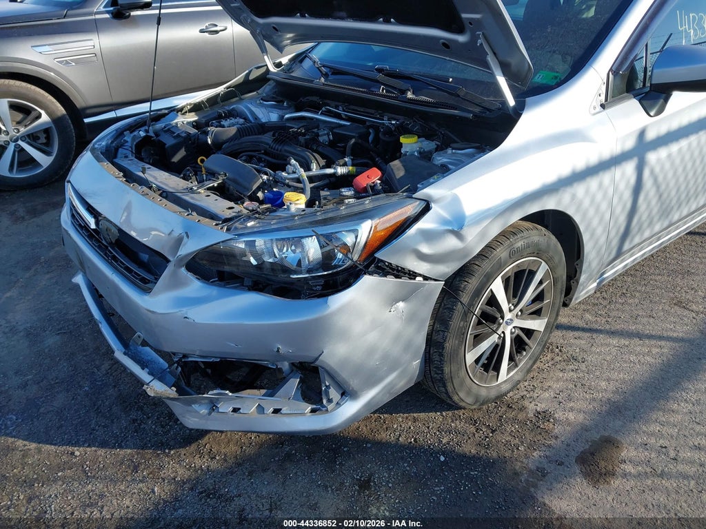 2023 Subaru Impreza Premium 5-Door photo 6
