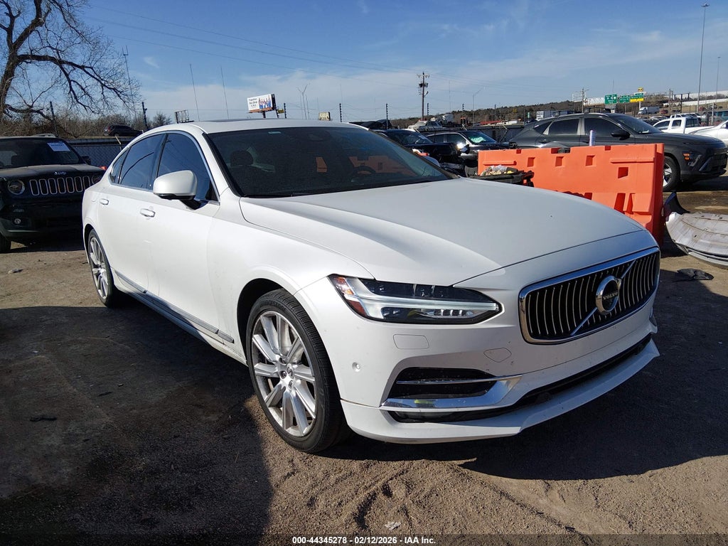 2018 VOLVO S90