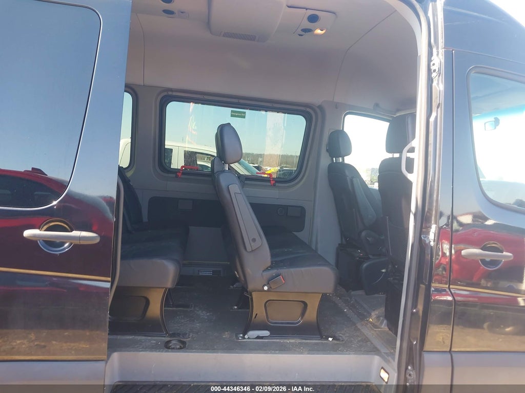 2018 Mercedes-Benz Sprinter 2500 Standard Roof V6 photo 8