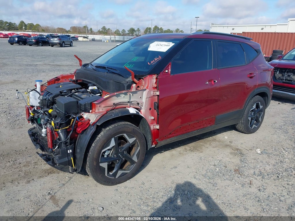 2025 Kia Seltos S photo 2