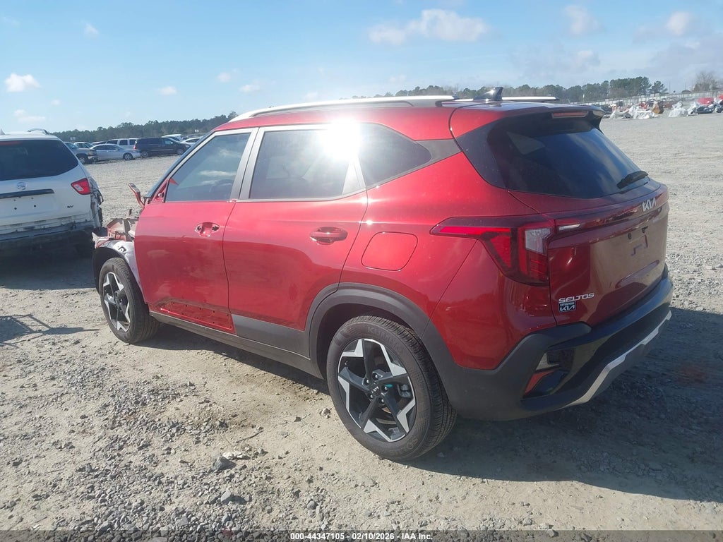 2025 Kia Seltos S photo 3