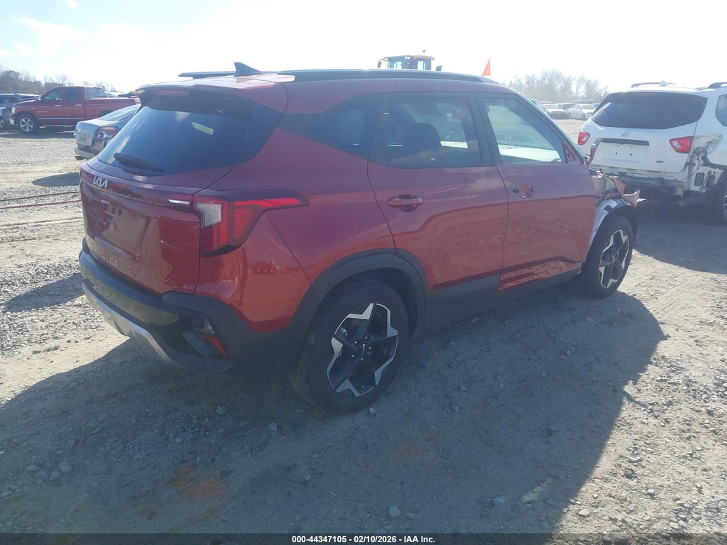 2025 Kia Seltos S photo 4